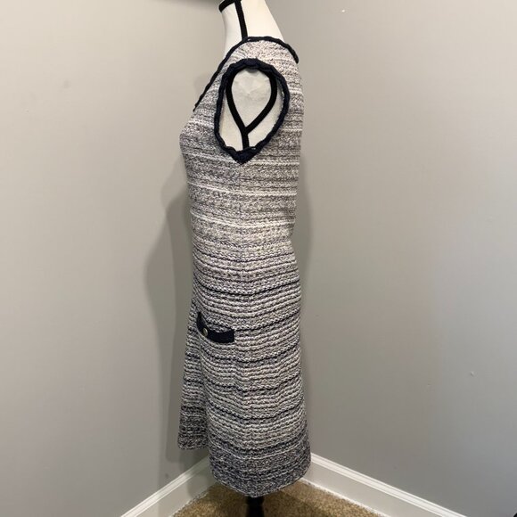Auth Chanel Knit Ombre Sleeveless Dress Size 44 with COA - Picture 2 of 7